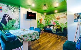 The Jungle Hut
